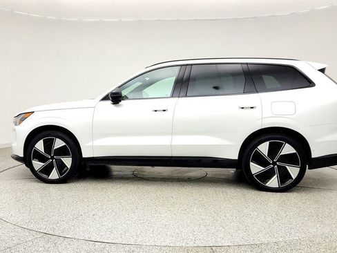 Used 2025 Volvo EX90 Plus AWD/4WD image 8