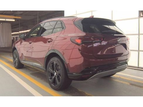 Used 2023 Buick Envision Essence w/ Sport Touring Package AWD/4WD image 4