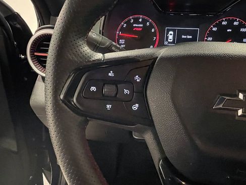 Used 2024 Chevrolet Trax RS w/ Driver Confidence Package FWD image 32