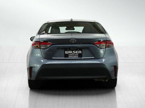 Used 2026 Toyota Corolla LE image 4