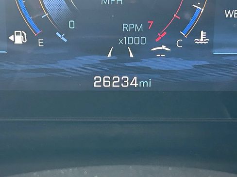 Used 2025 Chevrolet Equinox LT FWD image 31