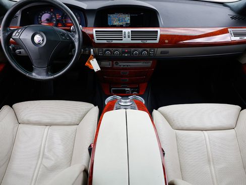 Used 2008 BMW ALPINA B7 image 2