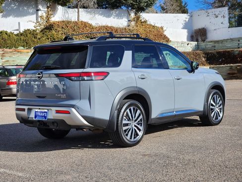 Used 2022 Nissan Pathfinder Platinum w/ Cargo Package image 3