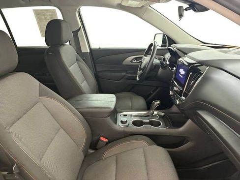 Used 2020 Chevrolet Traverse LT w/ Driver Confidence II Package AWD/4WD image 14