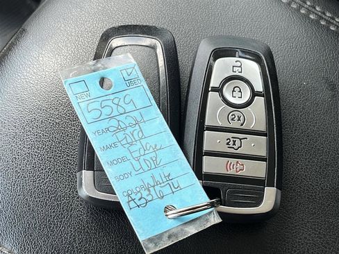 Used 2024 Ford Edge SEL w/ Convenience Package AWD/4WD image 29