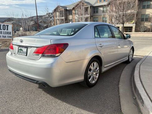 Used 2012 Toyota Avalon image 9