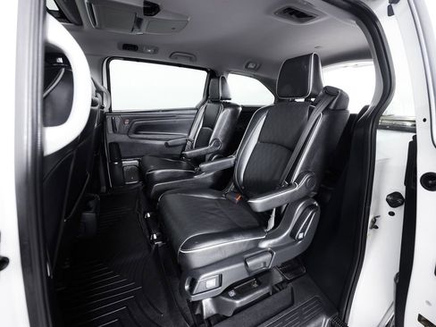 Used 2023 Honda Odyssey Elite image 19