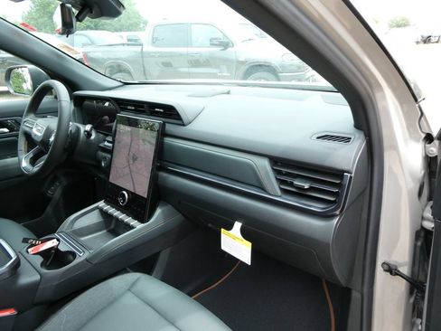 New 2026 GMC Terrain AT4 w/ Convenience Package III AWD/4WD image 11