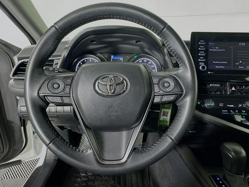 Used 2023 Toyota Camry SE FWD image 15