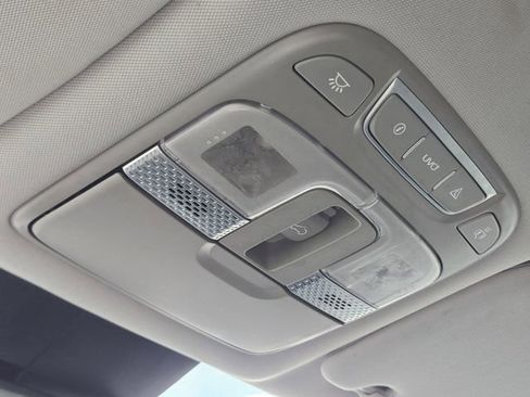 Used 2022 Kia Telluride S FWD image 30