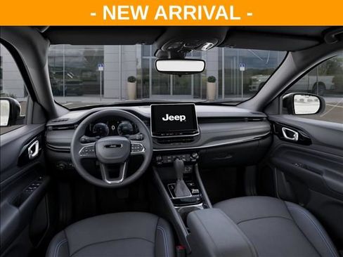 Used 2026 Jeep Compass Limited w/ Sun, Sound & Navigation Group AWD/4WD image 14