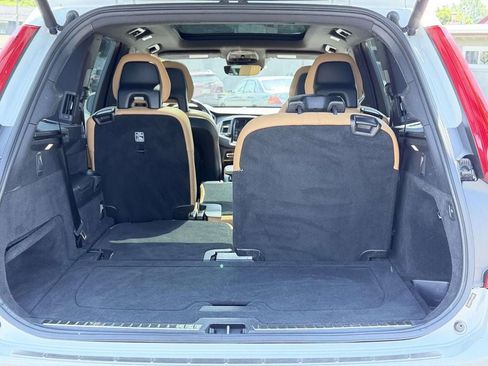 Used 2018 Volvo XC90 T6 Momentum w/ Convenience Package AWD/4WD image 14