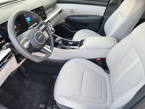 Used 2025 Hyundai Tucson SEL image 4