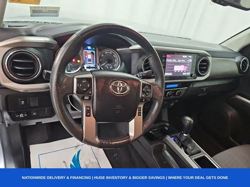 Used 2022 Toyota Tacoma SR5 image 9