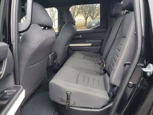 Used 2024 Toyota Tacoma TRD Off-Road image 9