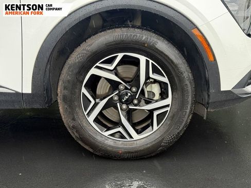 Used 2023 Kia Sportage LX AWD/4WD image 14