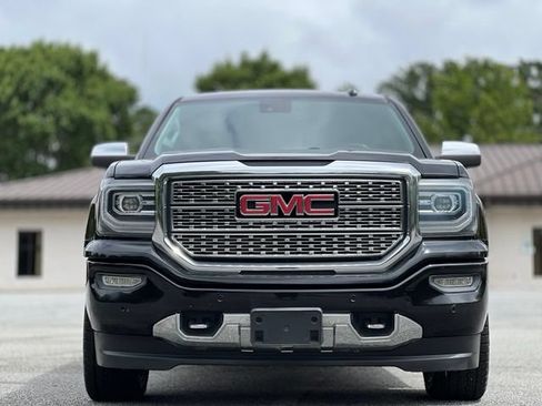 Used 2017 GMC Sierra 1500 Denali w/ Denali Ultimate Package AWD/4WD image 2