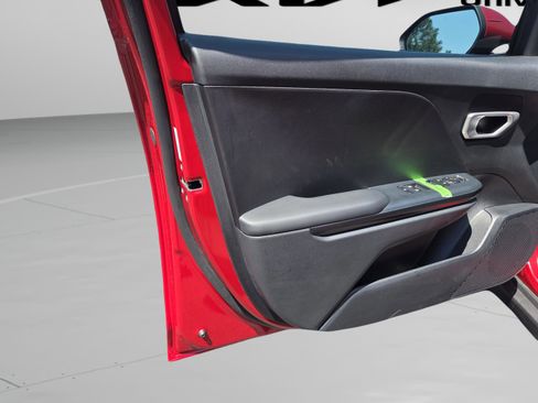 New 2026 Kia K4 FWD image 24