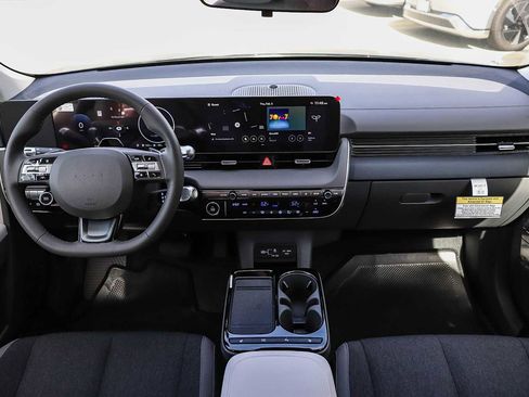 New 2026 Hyundai Ioniq 5 SE image 15