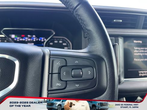 Used 2021 GMC Yukon Denali w/ Denali Premium Package image 28