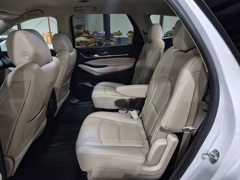 Used 2019 Buick Enclave Premium AWD/4WD image 24