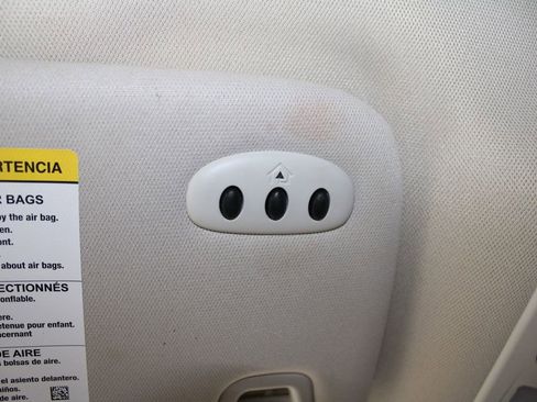 Used 2022 Ford Edge Titanium image 46