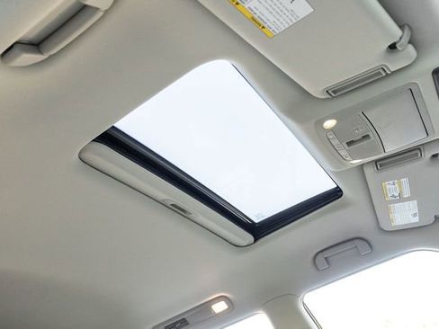 Used 2024 Nissan Armada Platinum w/ Cargo Package image 15