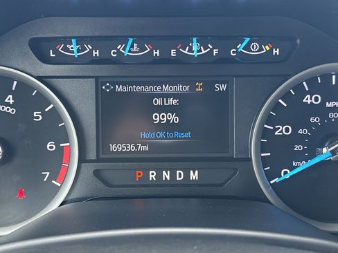 Used 2021 Ford F250 XLT w/ XLT Premium Package AWD/4WD image 21