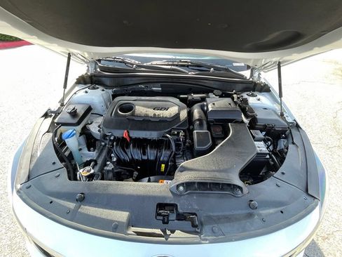 Used 2020 Kia Optima S FWD image 31