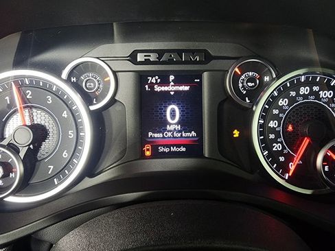 New 2026 RAM 1500 Big Horn AWD/4WD image 18