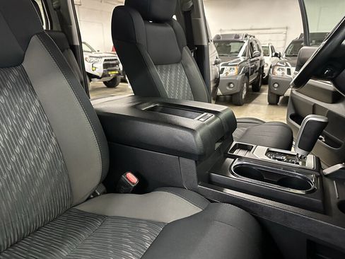 Used 2019 Toyota Tundra SR5 w/ TRD Off Road Package AWD/4WD image 30
