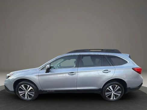 Used 2018 Subaru Outback 2.5i Limited image 8