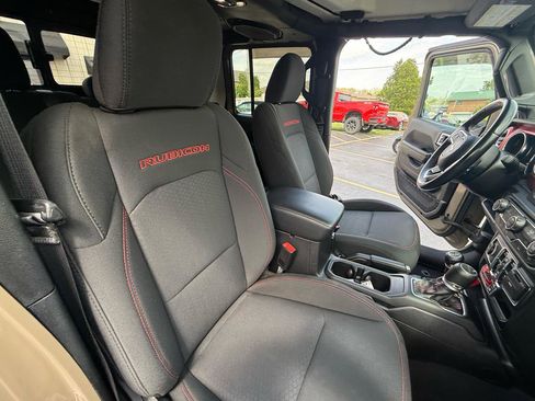Used 2020 Jeep Gladiator Rubicon w/ Trailer Tow Package AWD/4WD image 39
