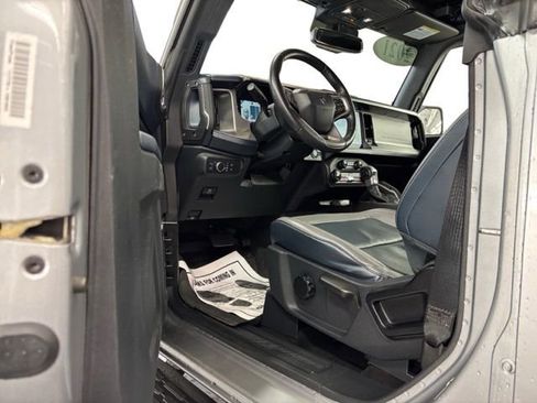Used 2021 Ford Bronco Outer Banks AWD/4WD image 8
