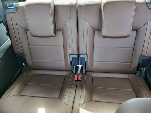 Used 2021 Volkswagen Atlas SE image 28