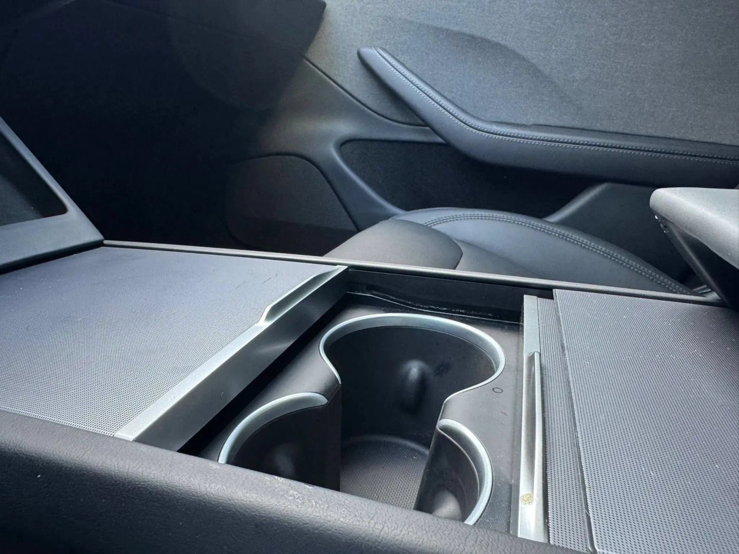 Used 2024 Tesla Model 3 Long Range RWD image 22