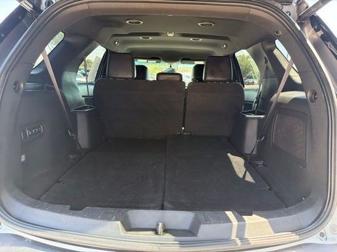 Used 2014 Ford Explorer Limited w/ Equipment Group 301A AWD/4WD image 16