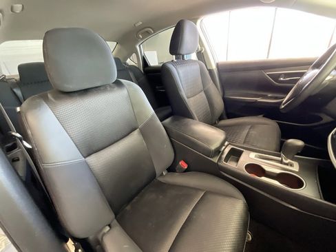 Used 2017 Nissan Altima 2.5 S w/ Power Driver Seat Package image 18