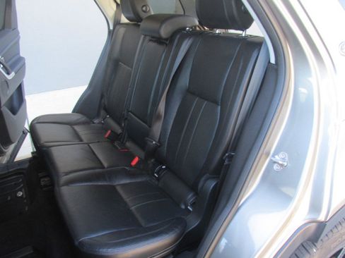 Used 2018 Land Rover Discovery Sport HSE image 79