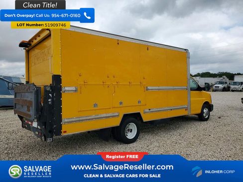 Used 2012 GMC Savana 3500 RWD image 4