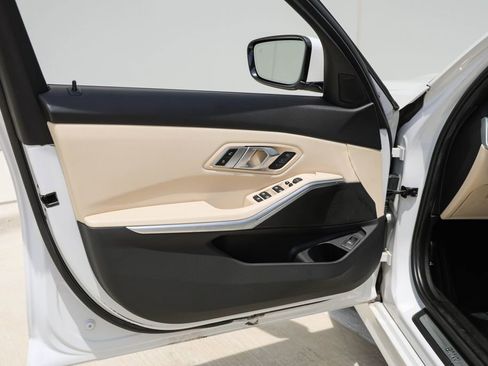 Used 2019 BMW 330i Sedan RWD image 13