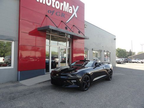 Used 2017 Chevrolet Camaro SS image 1