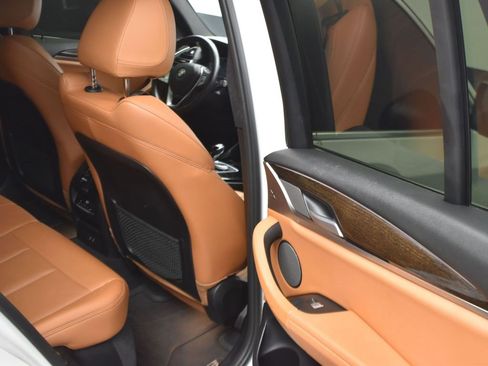 Used 2023 BMW X3 sDrive30i w/ Premium Package image 16