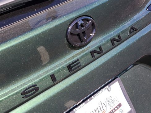 New 2026 Toyota Sienna XLE Woodland Edition image 8