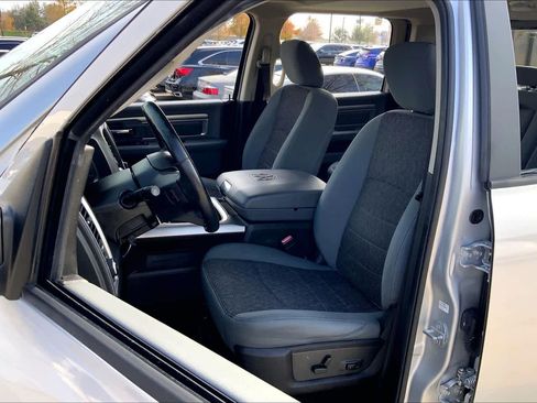 Used 2019 RAM 1500 Lone Star image 7