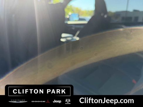 Used 2019 RAM 1500 Big Horn AWD/4WD image 14