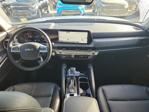 Certified 2023 Kia Telluride EX w/ EX Captain's Chair Package image 18