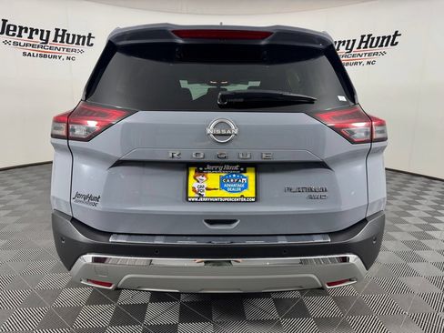 Used 2023 Nissan Rogue Platinum w/ Platinum Premium Package AWD/4WD image 22