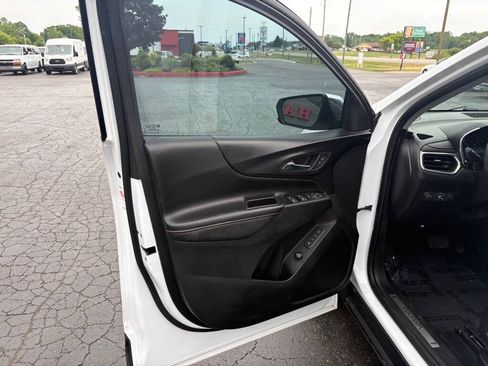 Used 2019 Chevrolet Equinox Premier FWD image 19