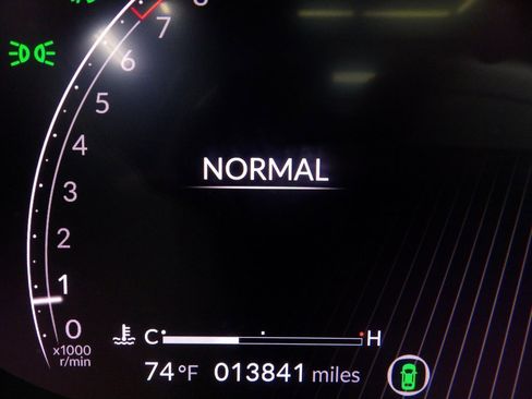 Used 2023 Acura MDX SH-AWD w/ Advance Package image 12